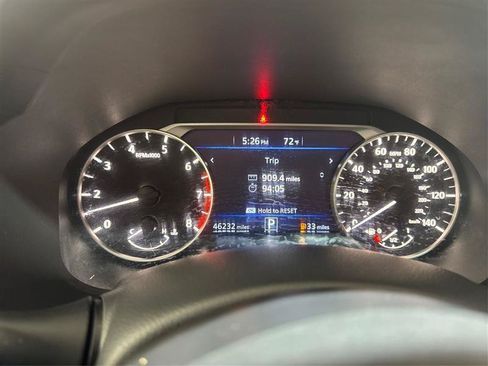 Used 2024 Nissan Altima 2.5 SV FWD image 16