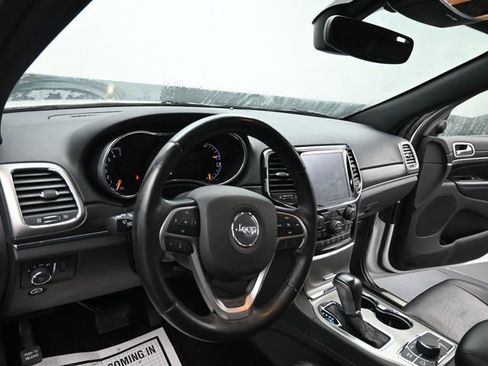 Used 2022 Jeep Grand Cherokee Limited image 15