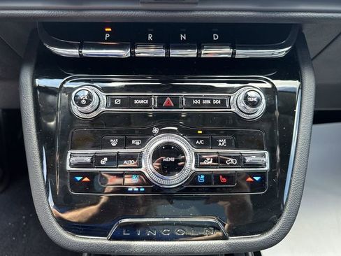 Used 2022 Lincoln Corsair Reserve w/ Sport Package AWD/4WD image 19