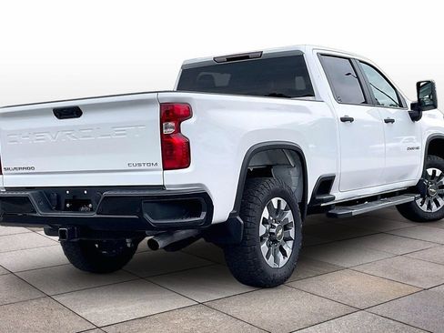 Used 2025 Chevrolet Silverado 2500 Custom w/ Custom Value Package AWD/4WD image 12