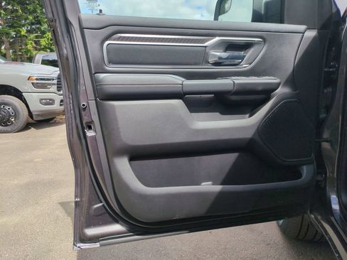 New 2026 RAM 1500 4x4 Crew Cab image 11