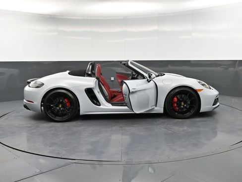 Certified 2025 Porsche 718 Boxster GTS image 37