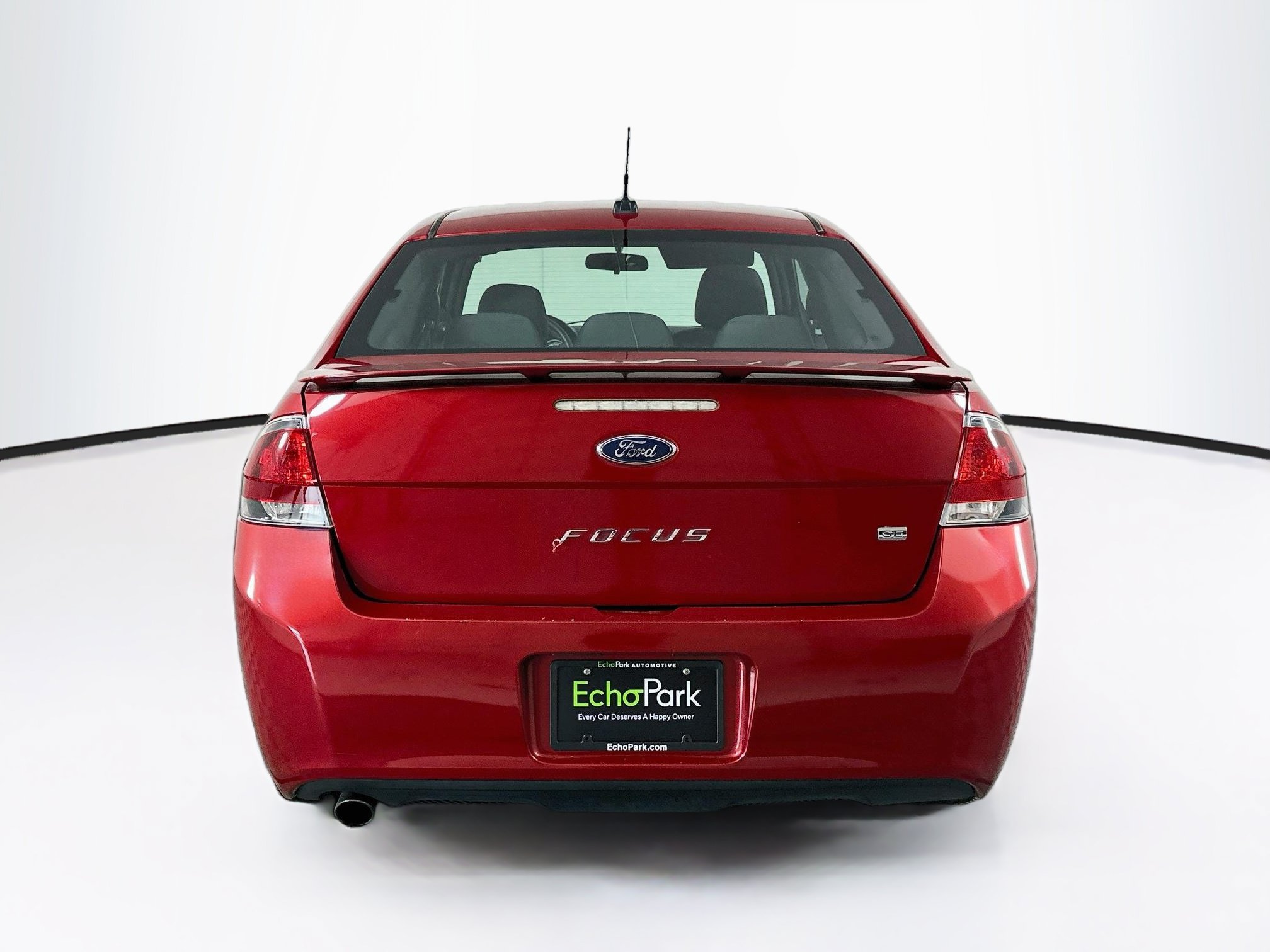 Used 2010 Ford Focus SE FWD image 7
