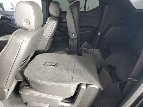 Used 2023 Chevrolet Traverse RS image 13