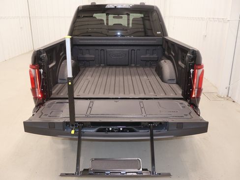 New 2025 Ford F150 Raptor image 33