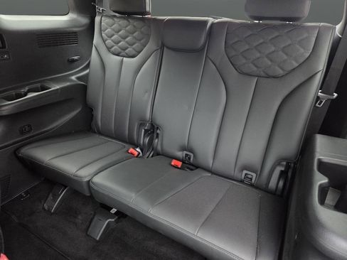 Used 2020 Hyundai Palisade Limited w/ Winter Weather Package image 14