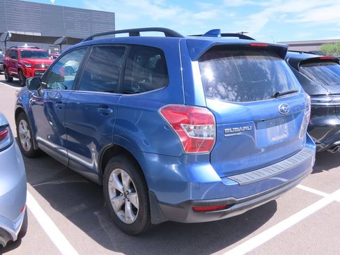 Used 2016 Subaru Forester 2.5i Limited AWD/4WD image 4