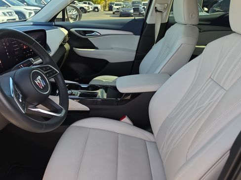Certified 2025 Buick Envision Avenir AWD/4WD image 15