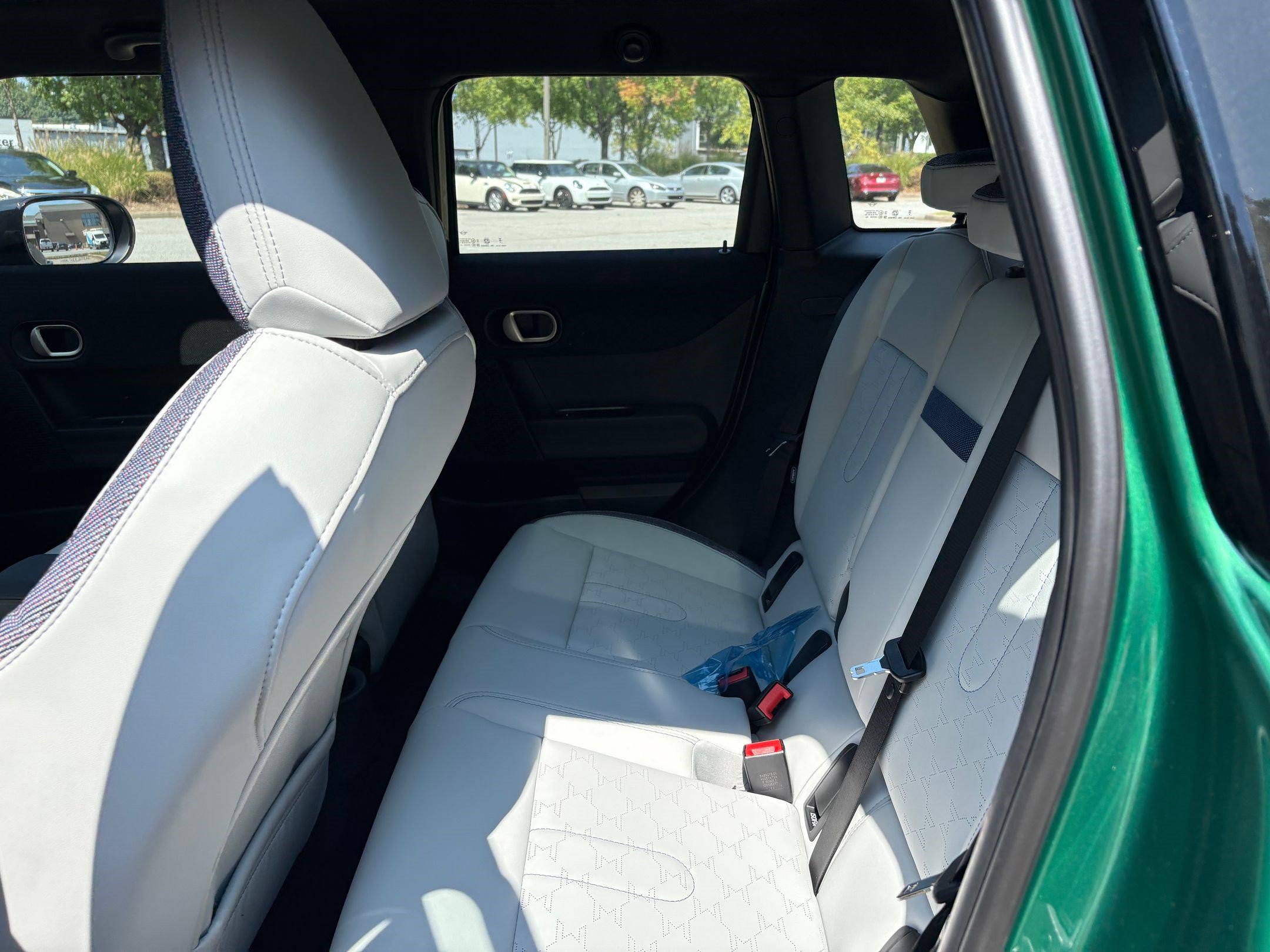 Used 2026 MINI Cooper 4-Door Hardtop FWD image 21