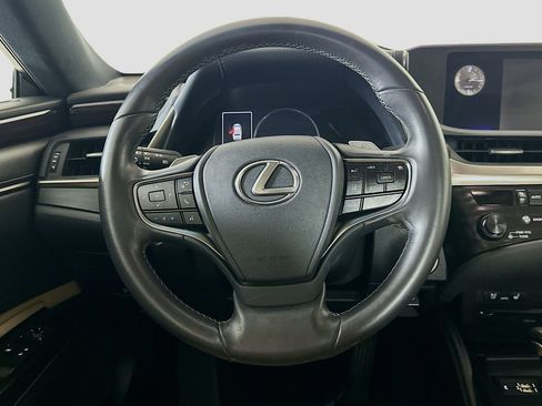 Used 2019 Lexus ES 350 w/ Premium Package FWD image 18