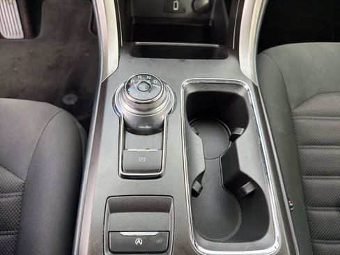 Used 2018 Ford Fusion SE w/ Fusion SE Technology Package image 29