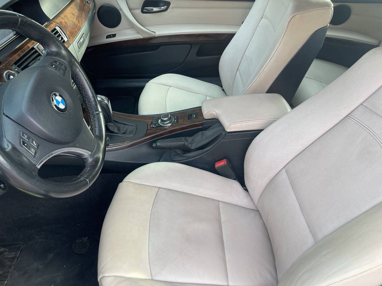 Used 2013 BMW 335i Convertible RWD image 17