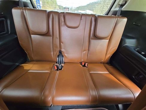 Used 2019 Subaru Ascent Touring w/ Popular Package #2 image 7