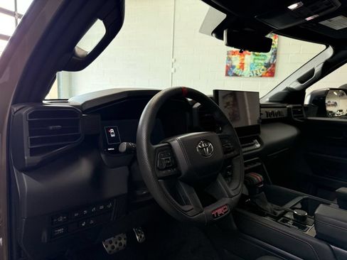 Used 2025 Toyota Tundra TRD Pro AWD/4WD image 9