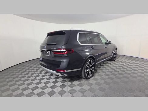 Used 2024 BMW X7 xDrive40i AWD/4WD image 40