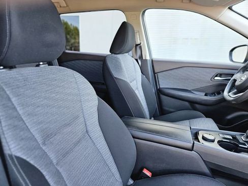 Certified 2023 Nissan Rogue SV image 14