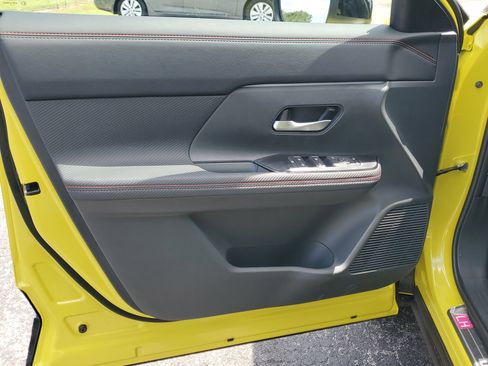 New 2026 Nissan Kicks SR w/ SR Premium Package image 10