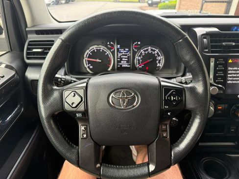 Used 2023 Toyota 4Runner TRD Off-Road Premium w/ Off Road Premium Plus Package image 16