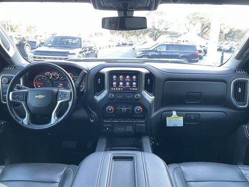 Used 2020 Chevrolet Silverado 2500 LTZ w/ LTZ Texas Edition image 5