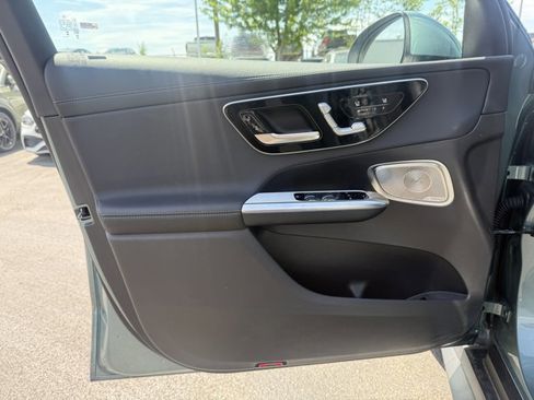 Used 2026 Mercedes-Benz GLC 300 4MATIC image 9