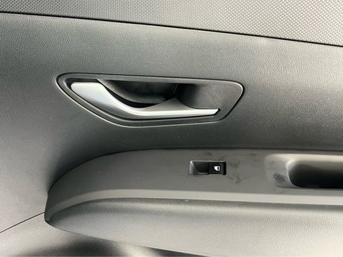 New 2026 Hyundai Tucson SE image 21