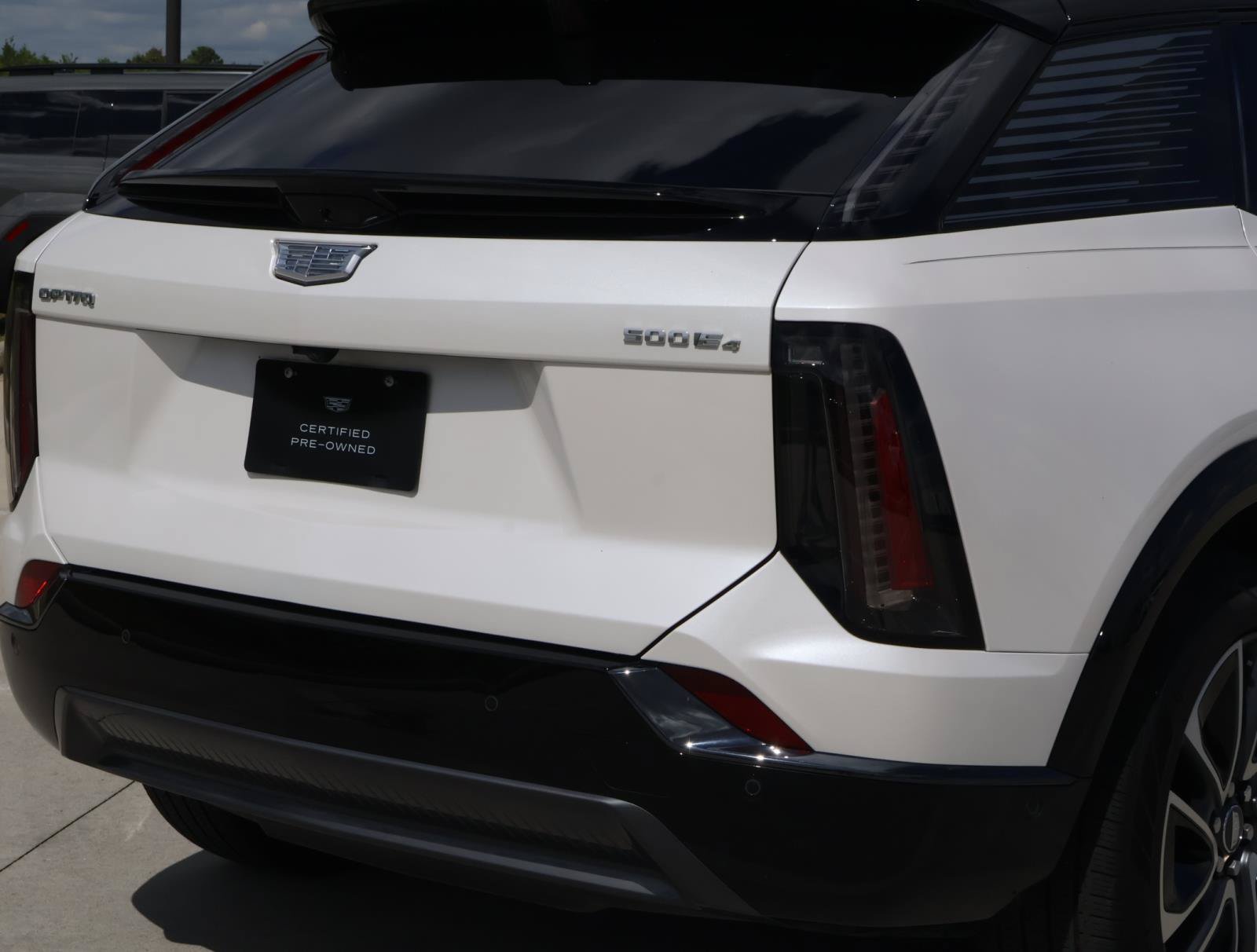 Certified 2025 Cadillac Optiq Sport 2 AWD/4WD image 11