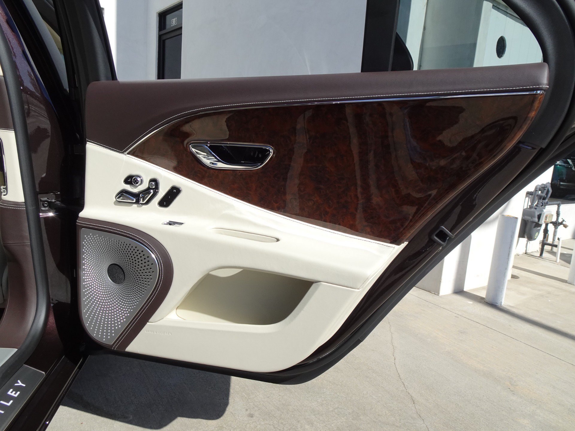 Used 2021 Bentley Flying Spur W12 AWD/4WD image 20