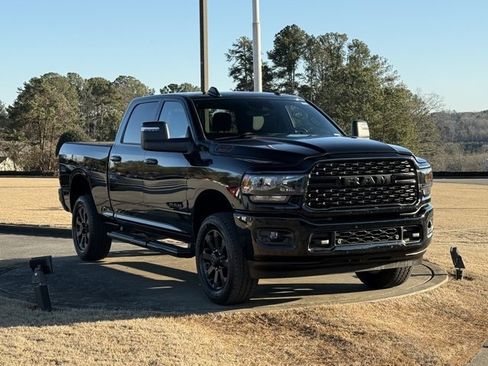 Used 2024 RAM 2500 Big Horn w/ Night Edition image 9