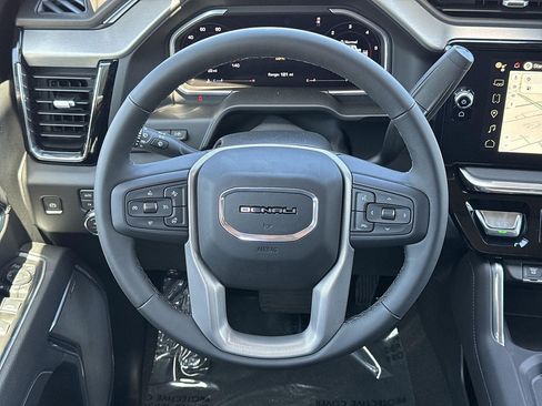 New 2026 GMC Sierra 2500 Denali w/ Denali Reserve Package AWD/4WD image 8