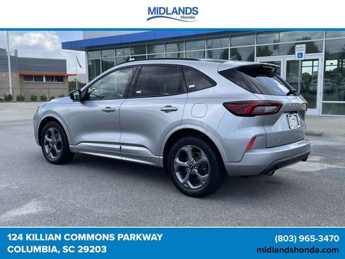 Used 2023 Ford Escape ST-Line w/ Cold Weather Package FWD image 5