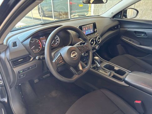 Used 2025 Nissan Sentra S FWD image 31