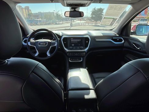 Certified 2023 GMC Acadia SLT image 25