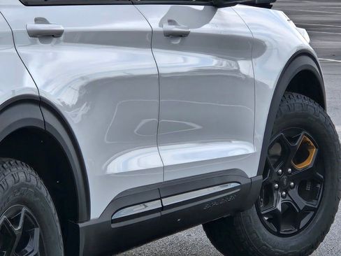 New 2026 Ford Explorer Tremor w/ Tremor Convenience Package image 11