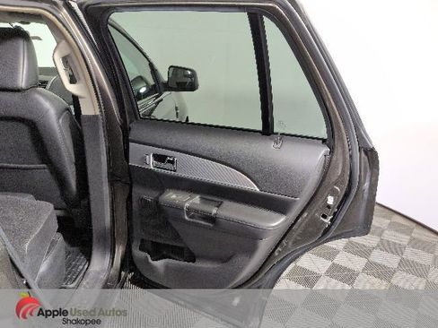Used 2011 Lincoln MKX AWD w/ 101A Rapid Spec Order Code image 35