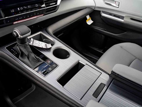 New 2026 Toyota Sienna XLE FWD image 17