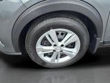 New 2025 Nissan Kicks Play S image 6