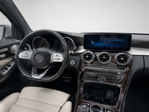 Used 2019 Mercedes-Benz C 300 Sedan image 19