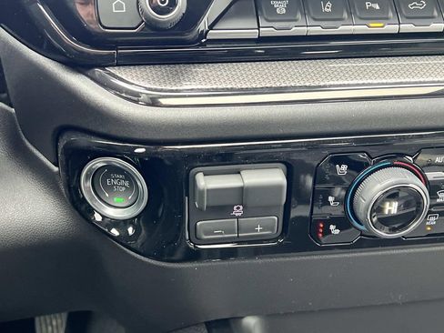 New 2026 Chevrolet Silverado 2500 ZR2 w/ LPO, Dark Essentials Package image 20