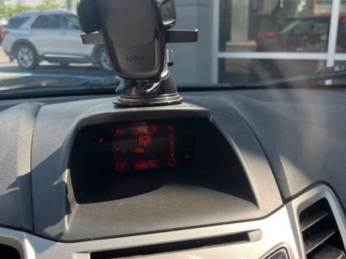 Used 2012 Ford Fiesta SE FWD image 22