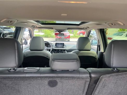 Certified 2023 Nissan Rogue SV w/ SV Premium B Package AWD/4WD image 14