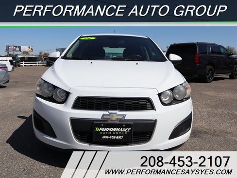 Used 2014 Chevrolet Sonic LT FWD image 8