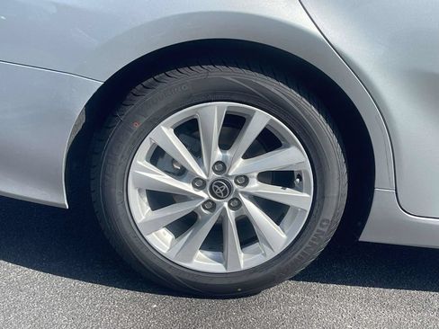 Used 2022 Toyota Camry LE FWD image 9