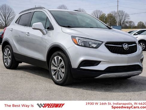 Used 2020 Buick Encore Preferred image 1