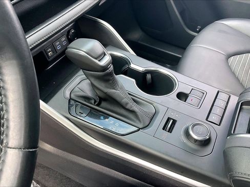 Used 2022 Toyota Highlander XSE image 22