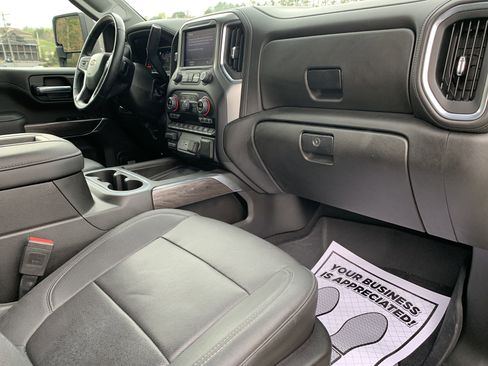 Used 2022 Chevrolet Silverado 3500 LTZ w/ LTZ Convenience Package image 50