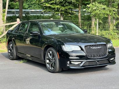 Certified 2023 Chrysler 300 Touring L w/ Safetytec Plus Group