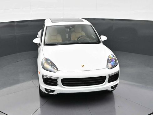 Used 2015 Porsche Cayenne S AWD/4WD image 33