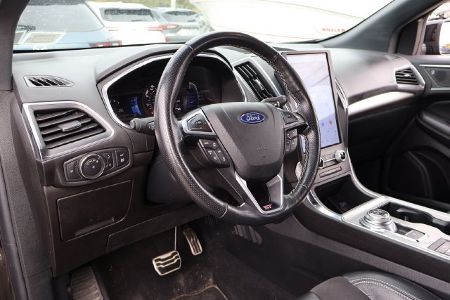 Used 2021 Ford Edge ST w/ Equipment Group 401A AWD/4WD image 9