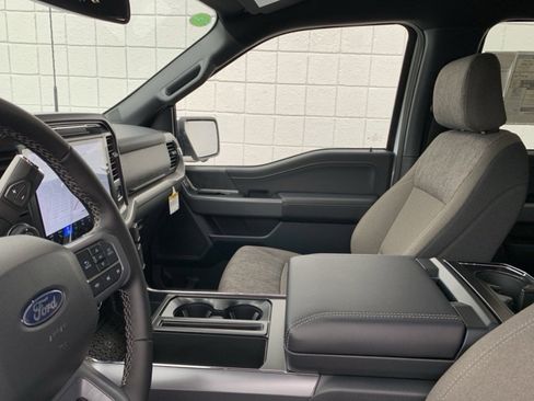 New 2025 Ford F150 XLT w/ Equipment Group 302A MID image 39