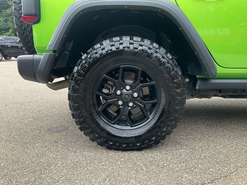 Used 2025 Jeep Wrangler Unlimited Sport AWD/4WD image 17